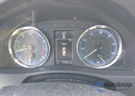 2019 Toyota Corolla Se z USA, uszkodzony, nr VIN 2T1BURHE7KC216261